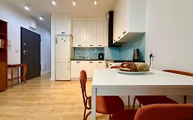 Cozy Stay Apartment Szaserów